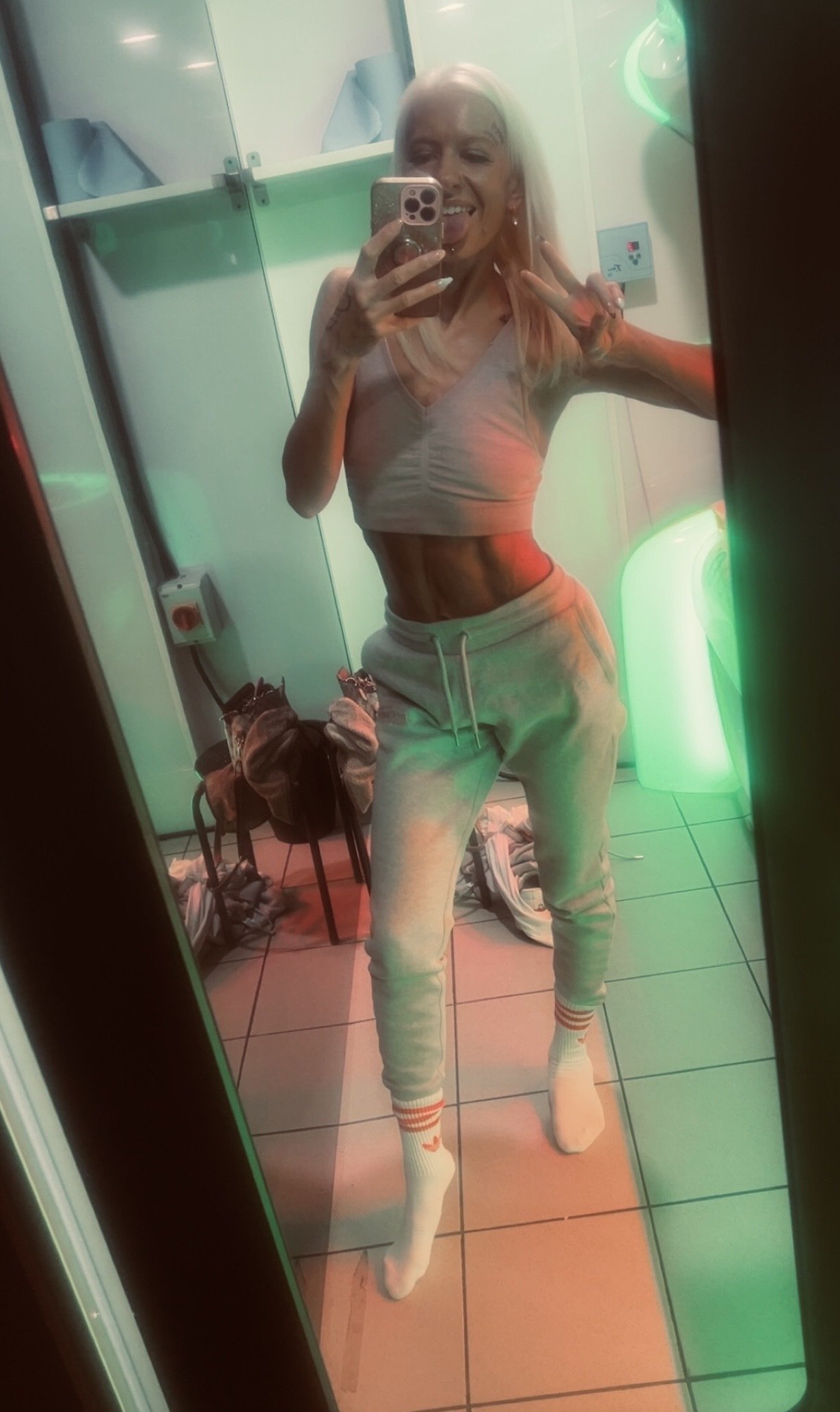 BabeBeth40 photo 26