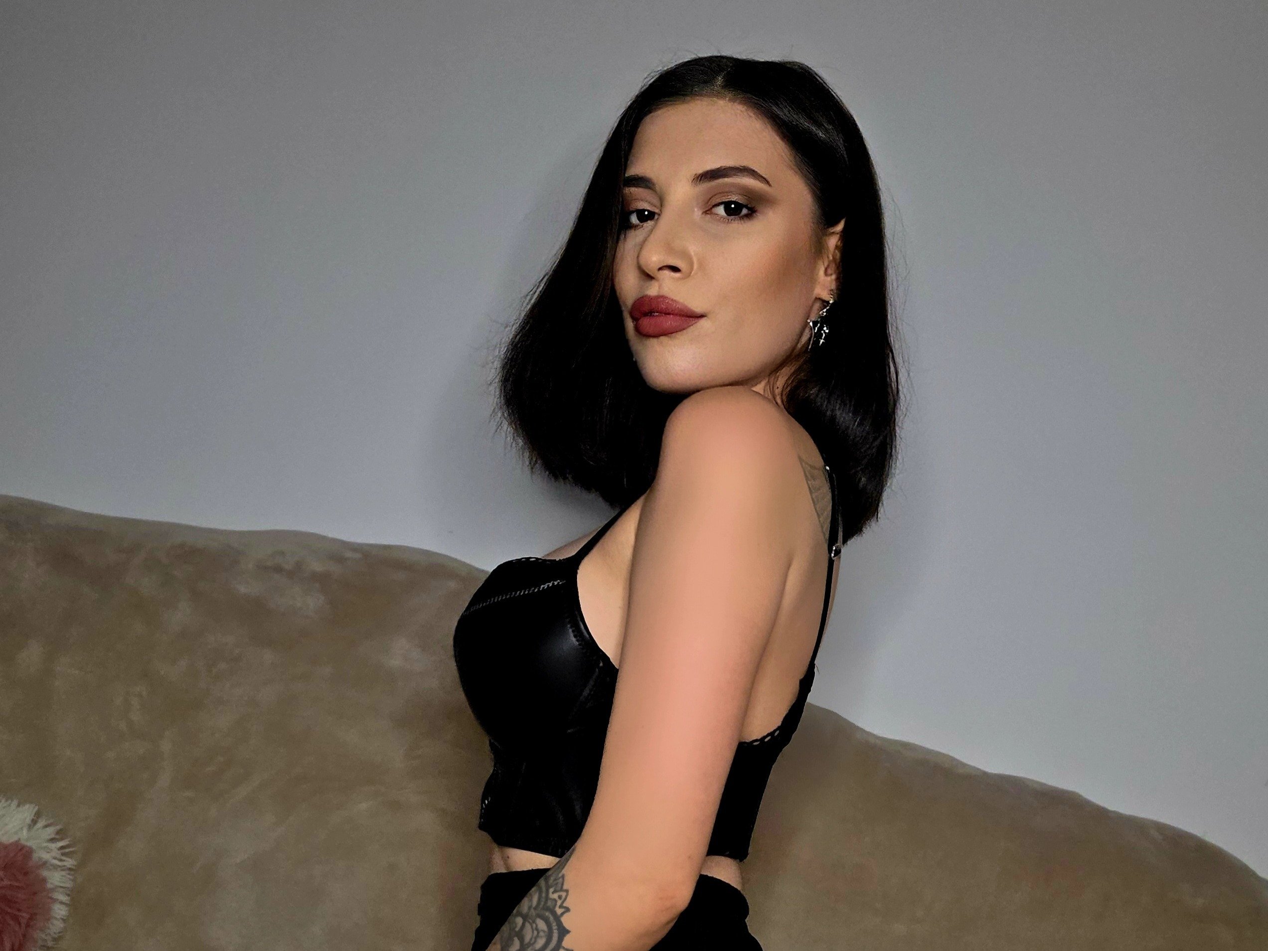 TanyaDomm photo 1