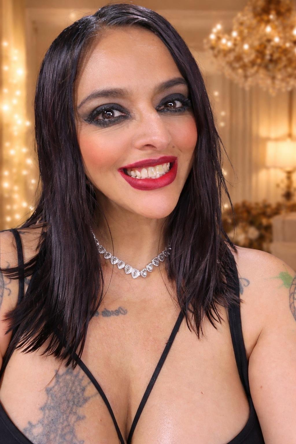 SharySquirtTits photo 1917