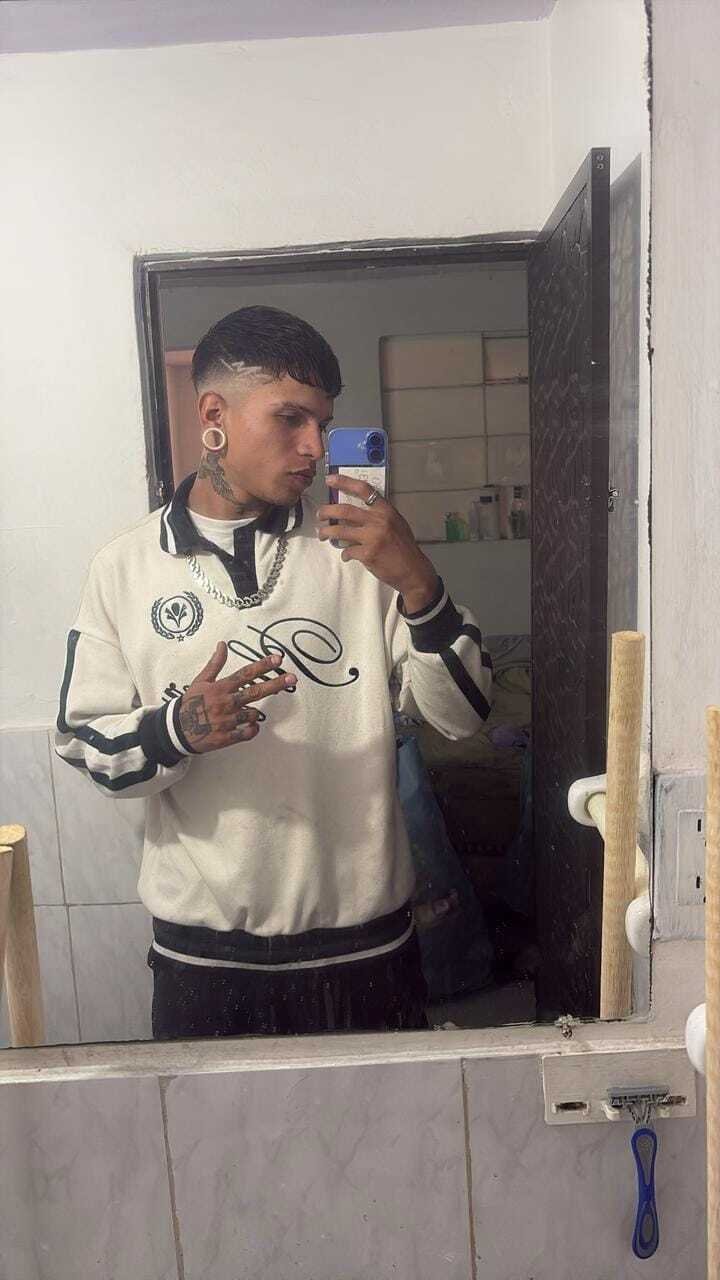 Valentino_knox photo 16