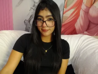 HollyWatson26