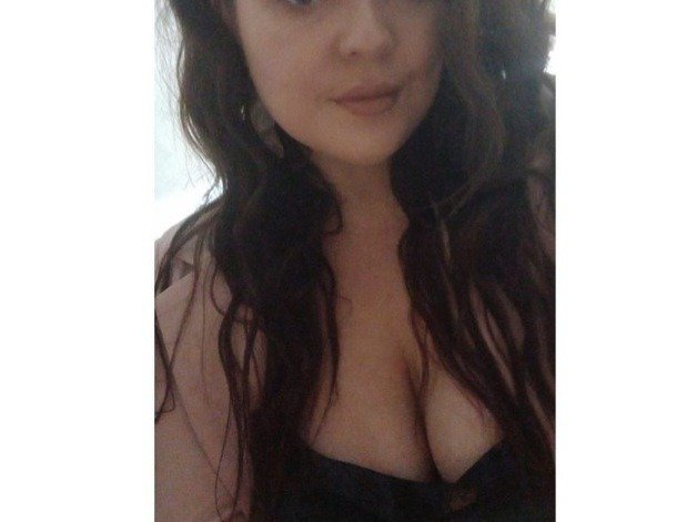 NaughtyNinaXX photo 4