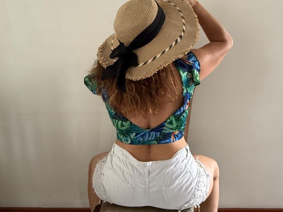 SexyMaduraXXXXX photo 1