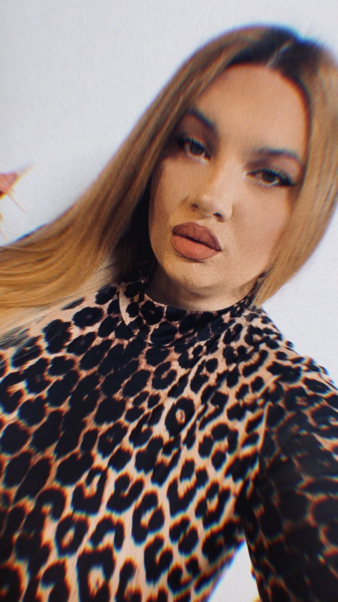 MelanieBrownn photo 3