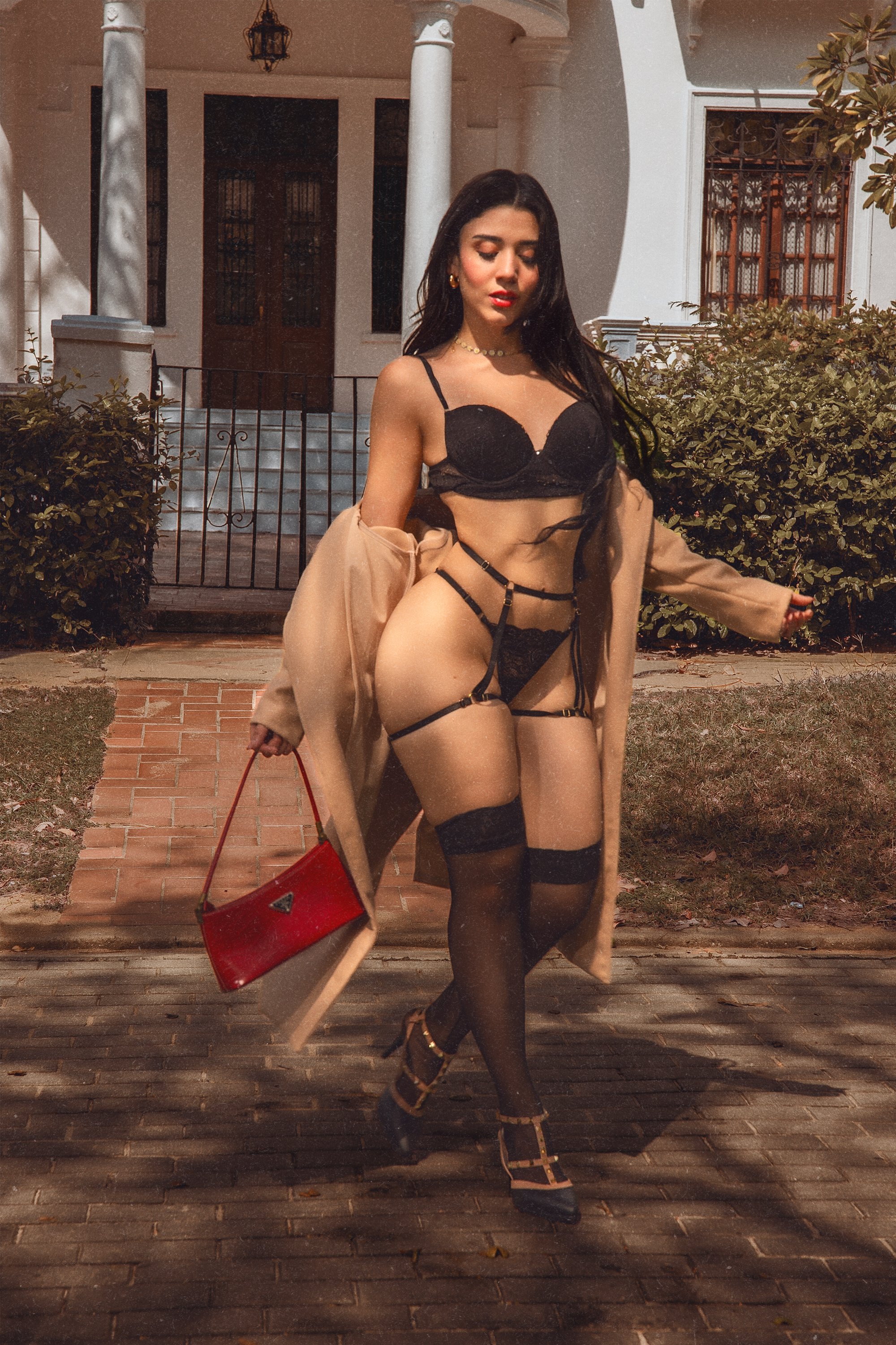 ValleryMontana photo 8