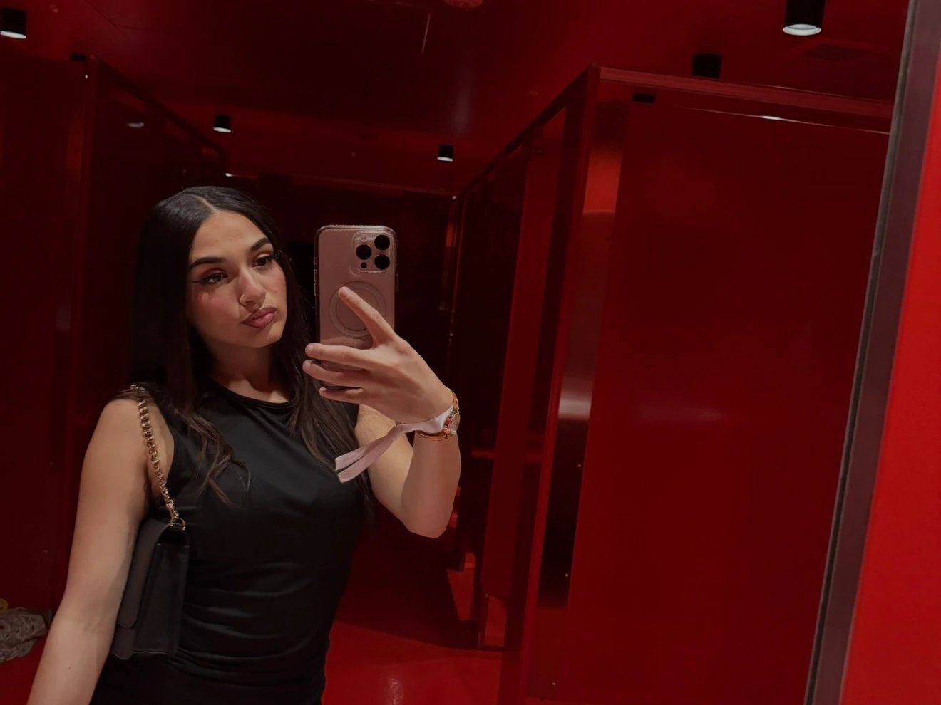dirtyyiyannaa photo 1