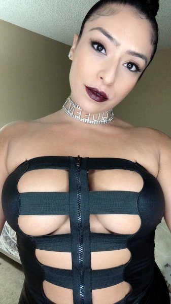 LatinSandra photo 10