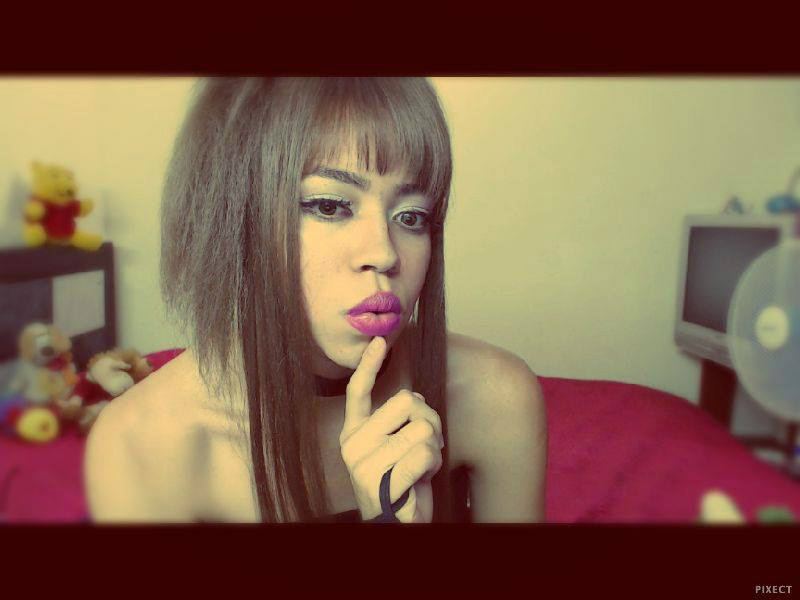 xxshemalehornyx photo 8