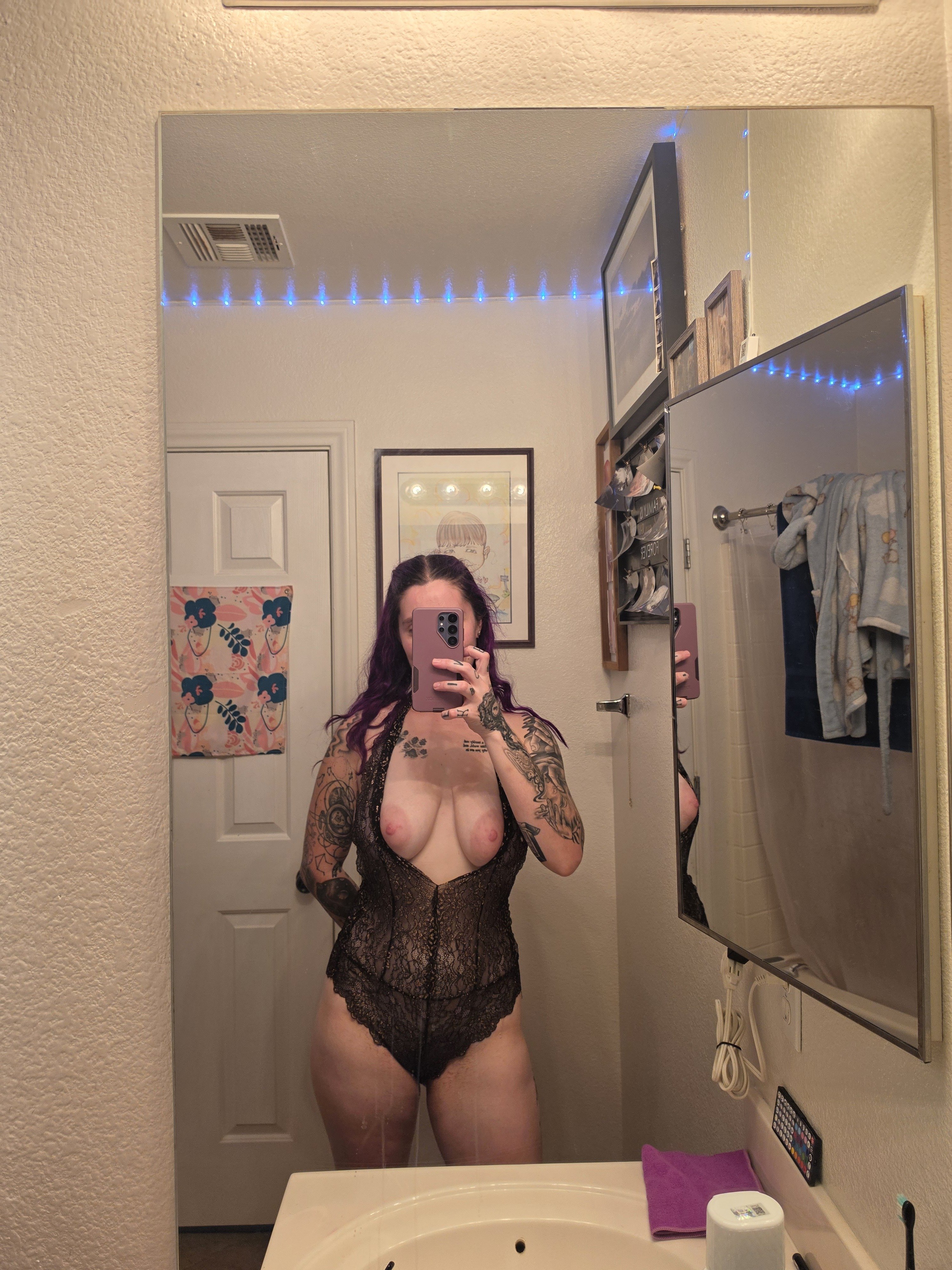 Brandi_Blade photo 5