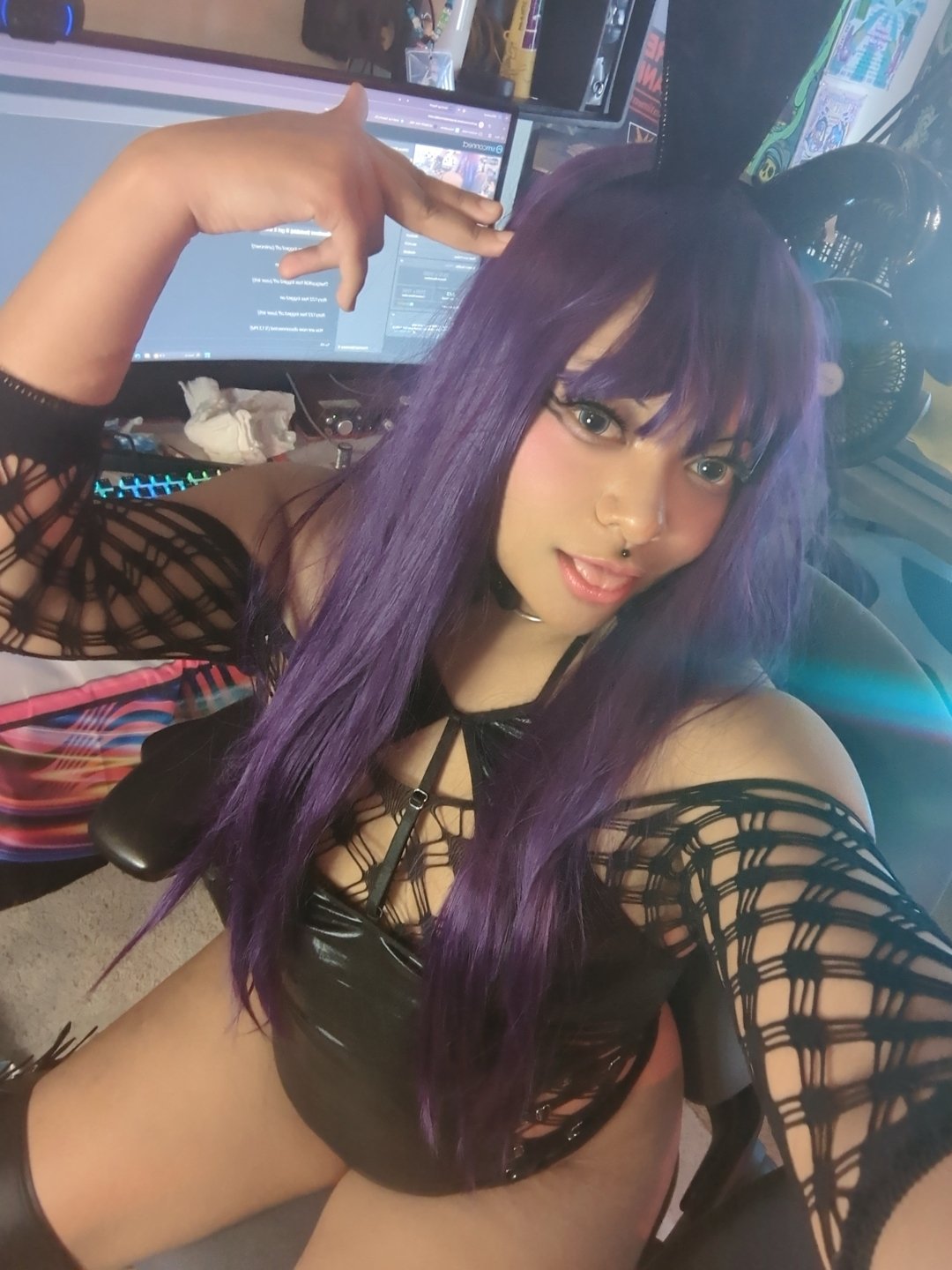 MissKianax photo 3