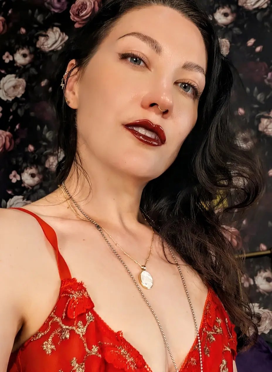 TheSerenaSaint photo 3