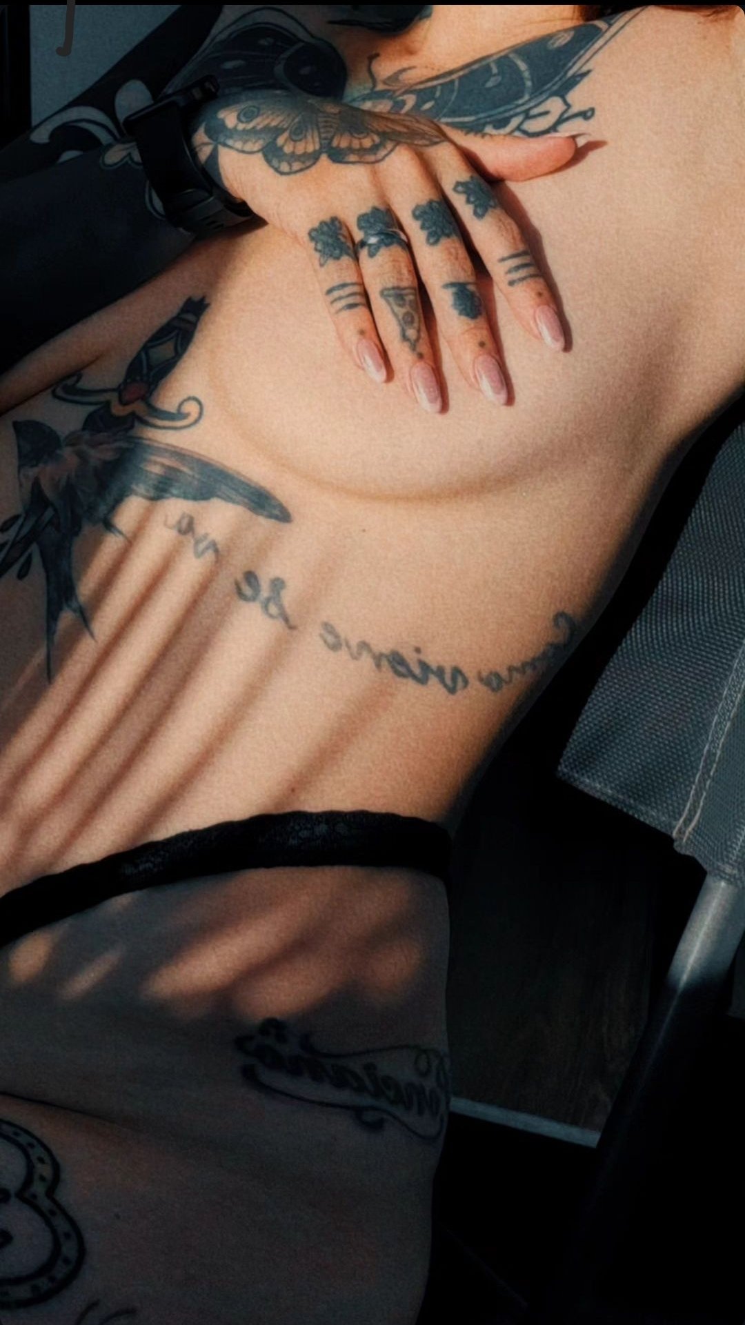 AlessaMoth photo 137