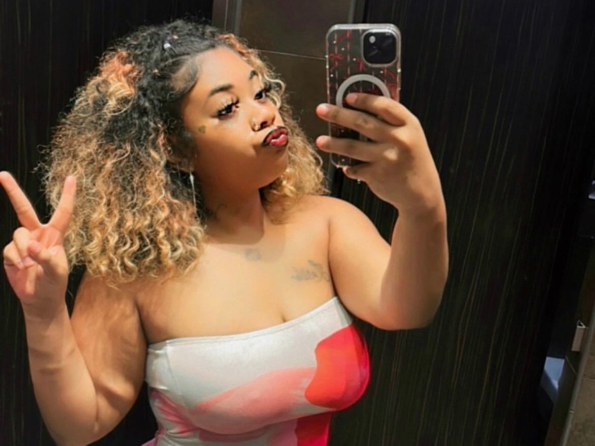 KittyBanksXO photo 1