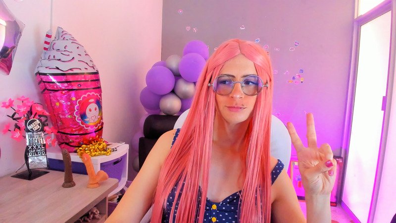 EVELYNNN18 photo 31
