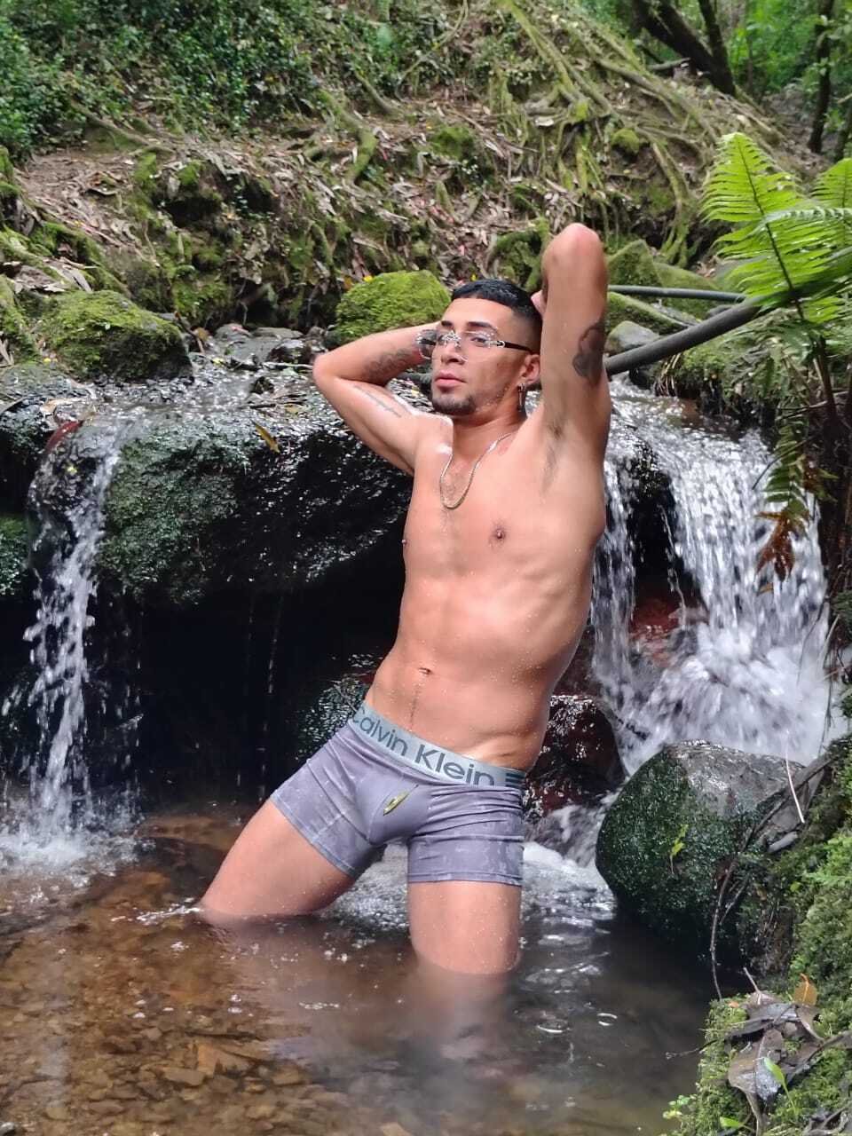 DrakeNeuman photo 111