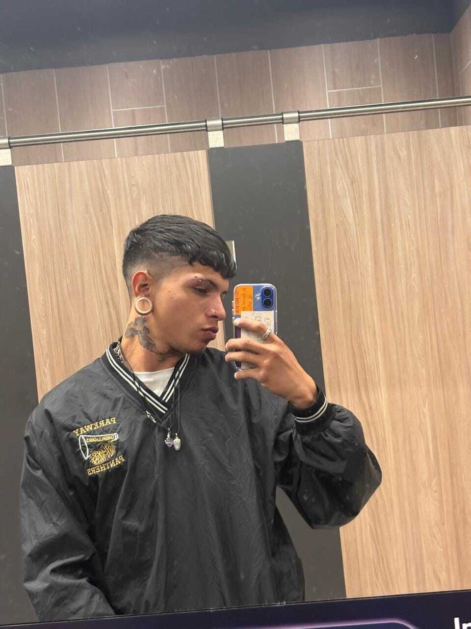 Valentino_knox photo 25