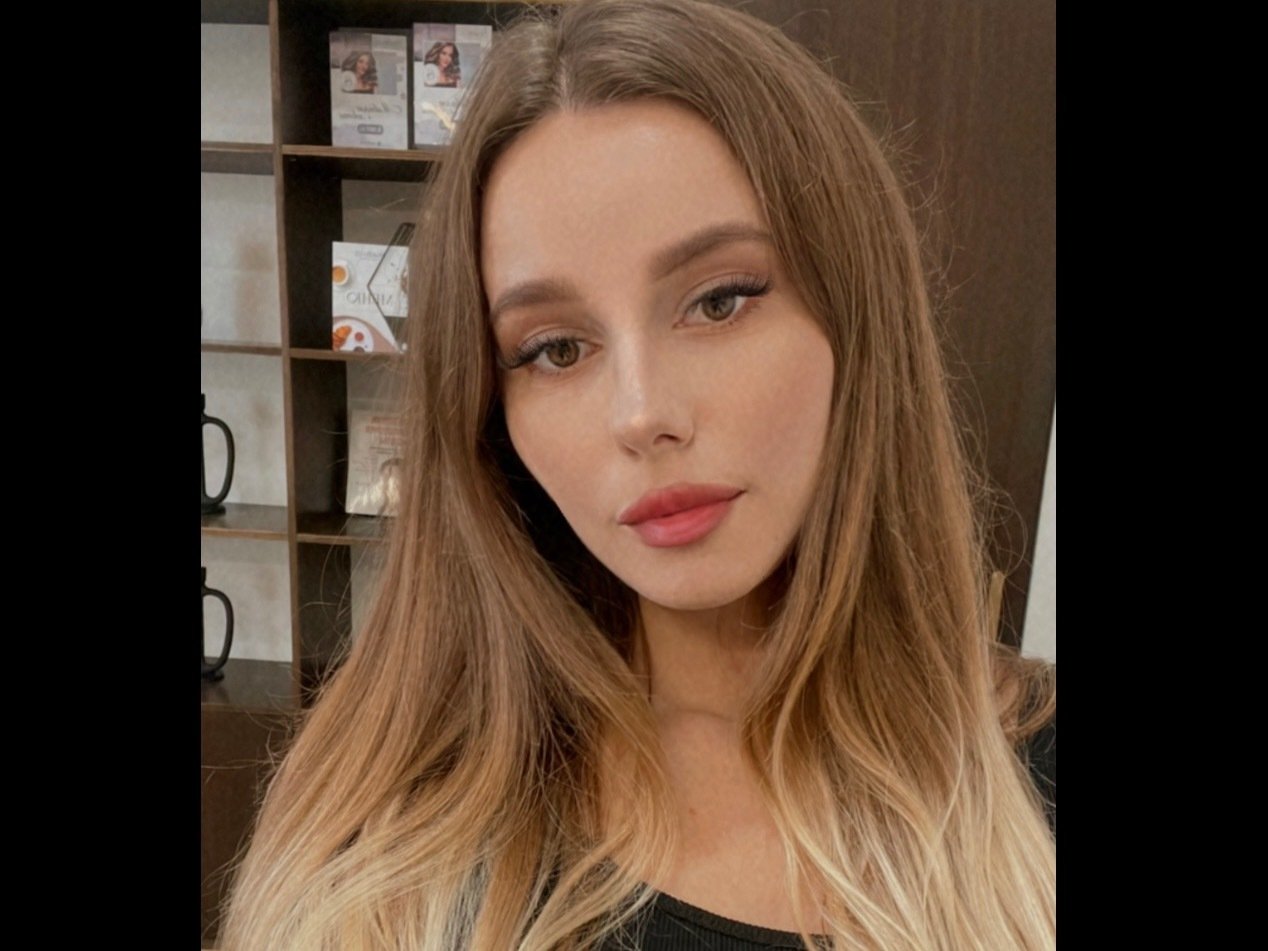 AnnaSnSonya photo 1