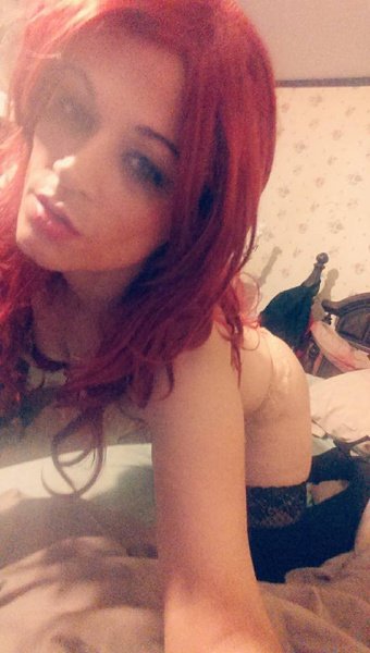 DahliaSimone photo 5