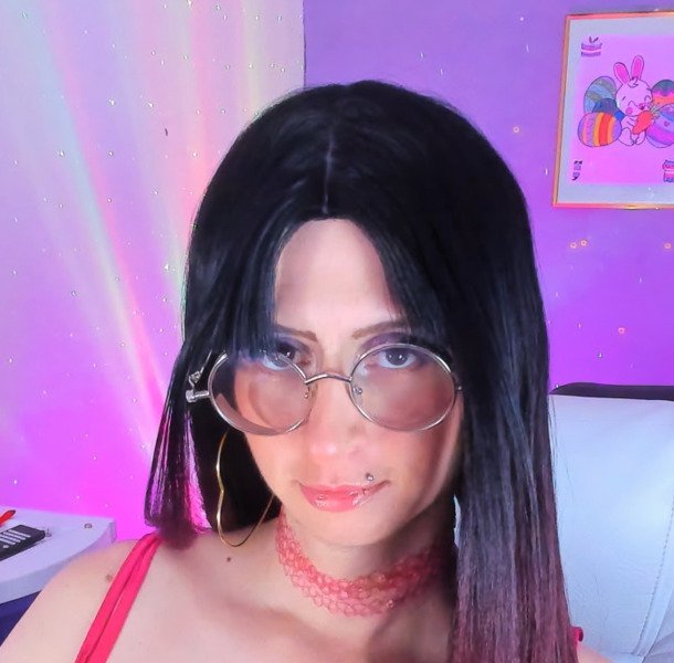 EVELYNNN18 photo 7
