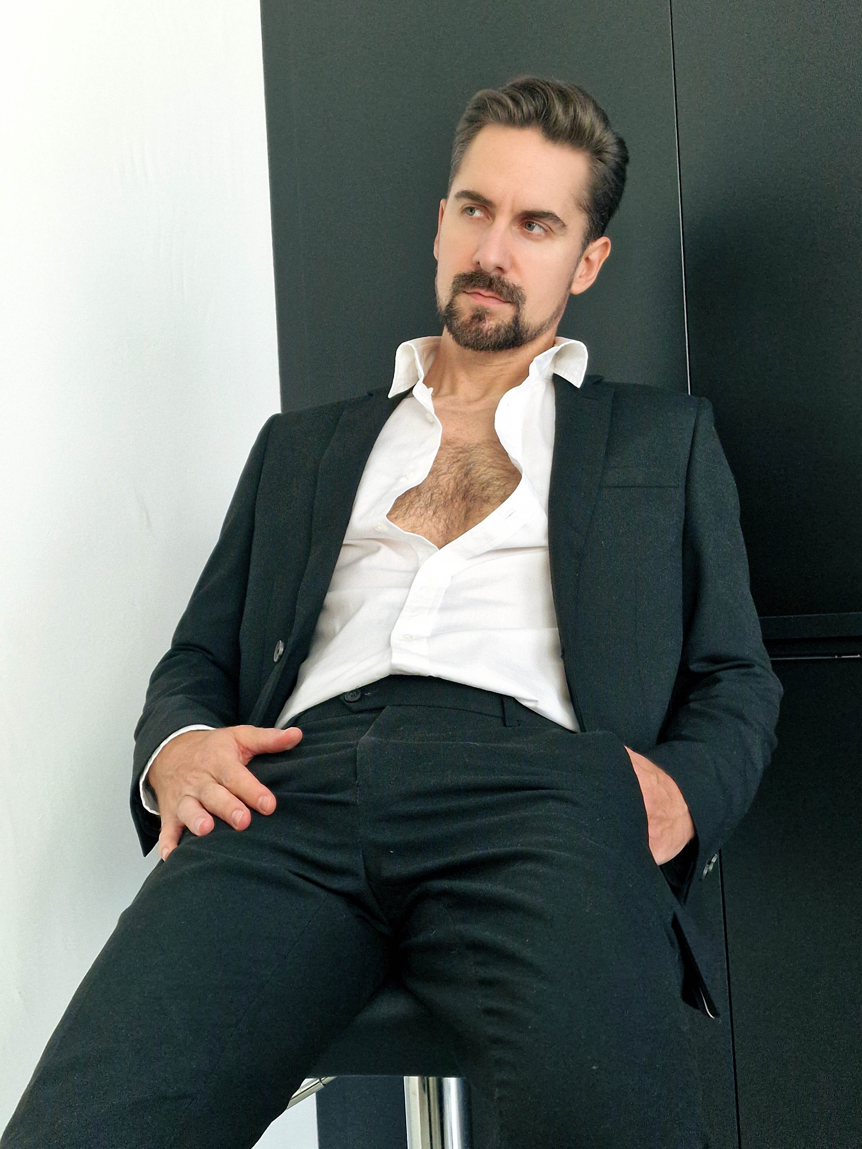 AntonioWest photo 69