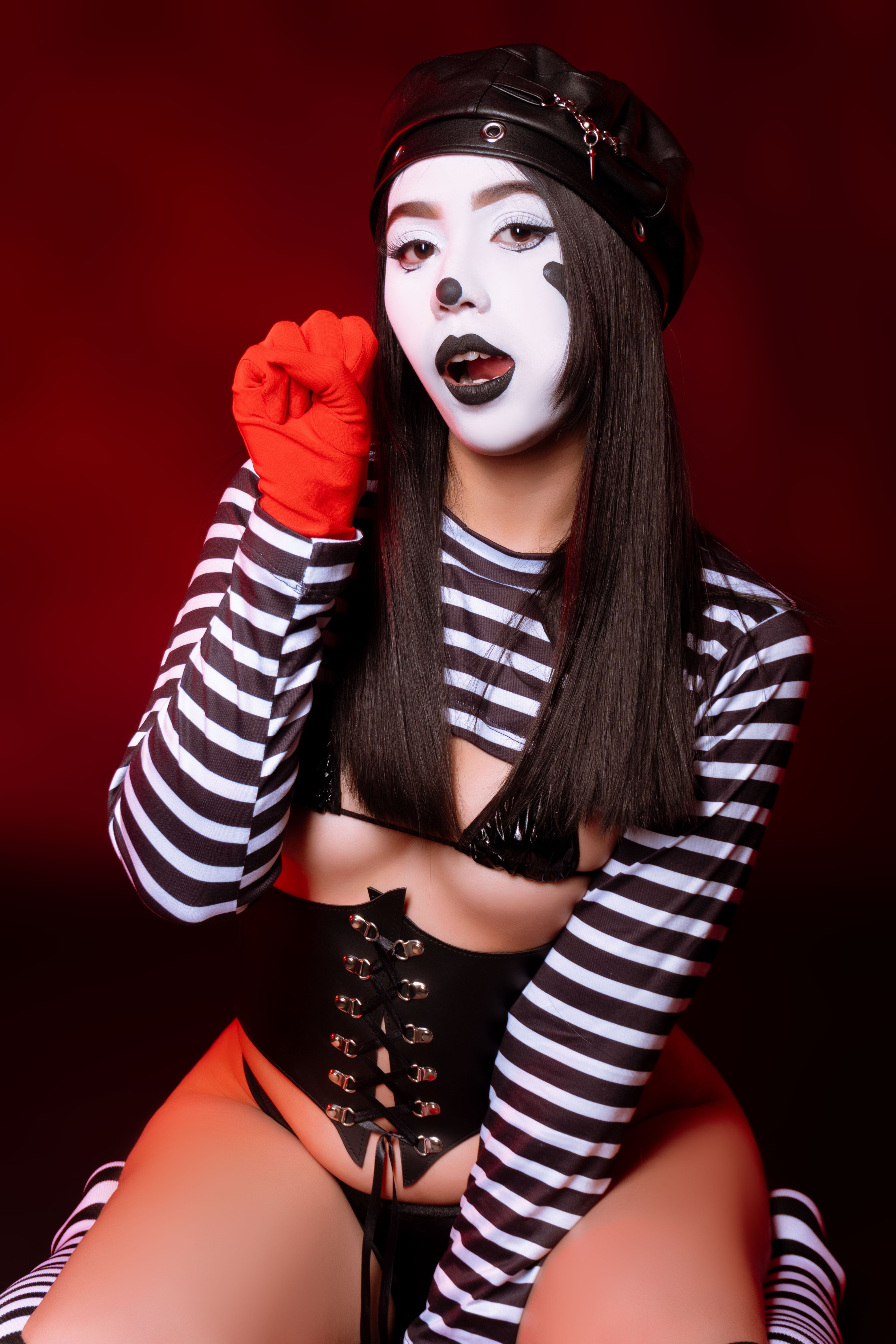EmilyBlack69 photo 58