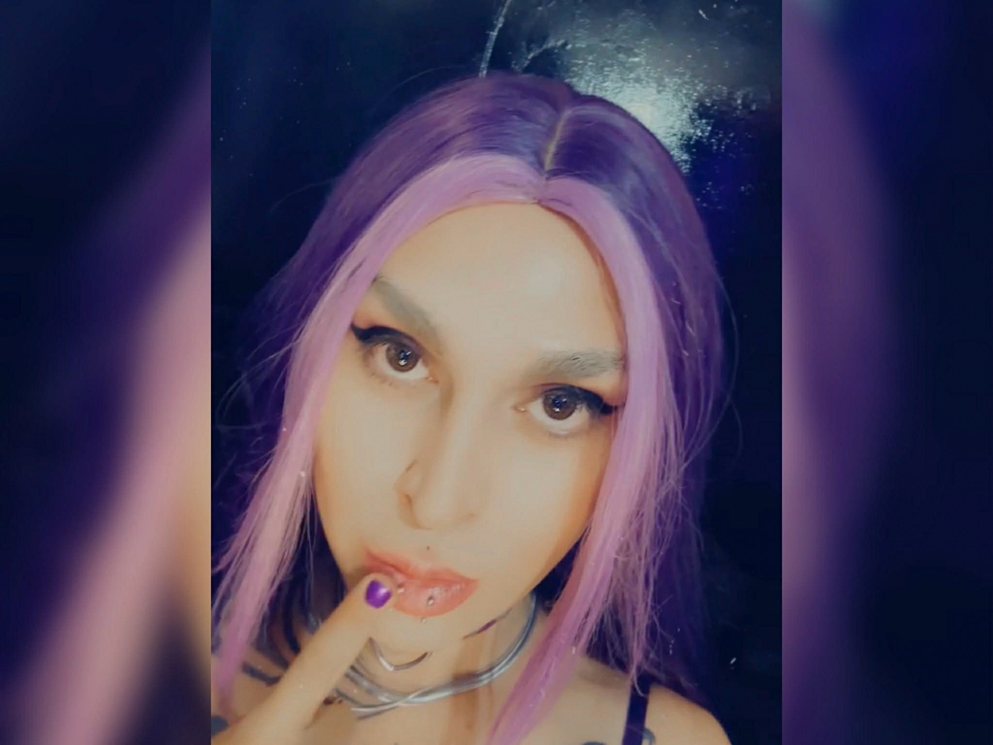 cybertroublee photo 1