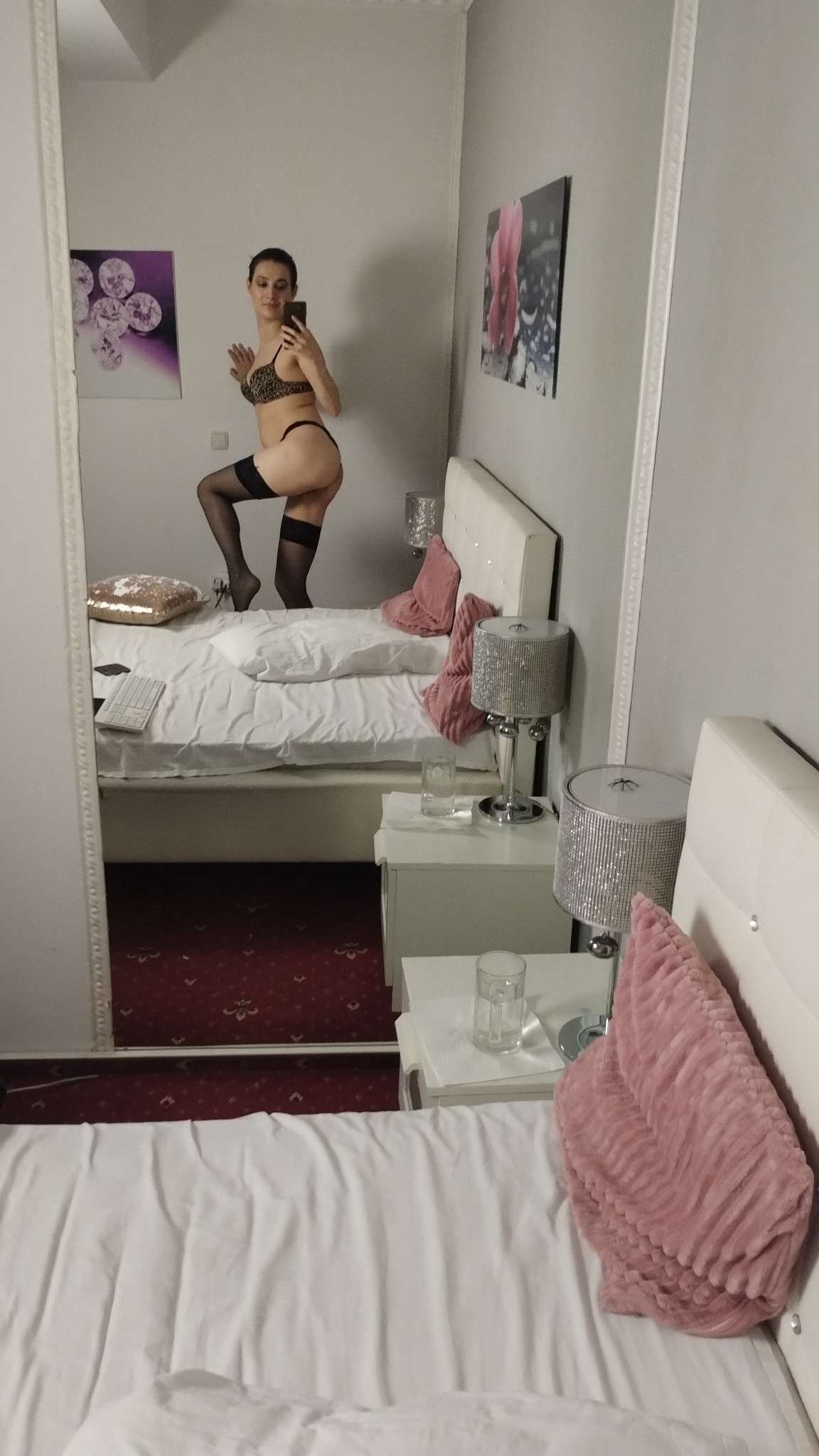 JuliaHuntt photo 192