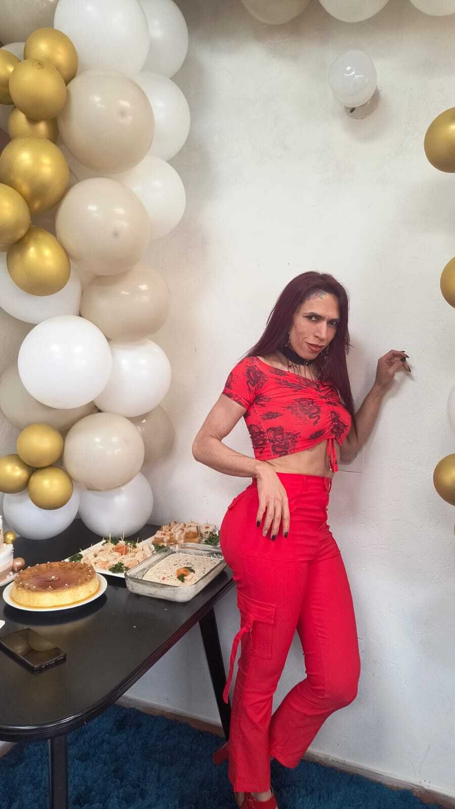 DeboraOpham photo 4