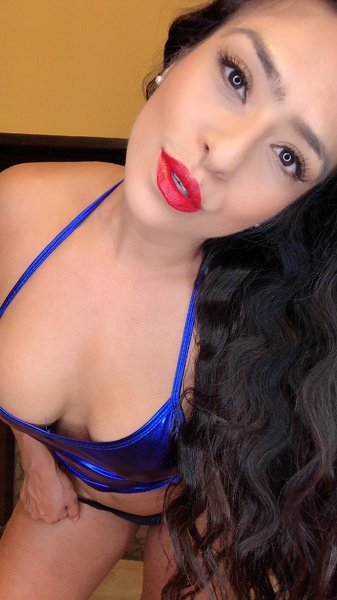 LatinSandra photo 13
