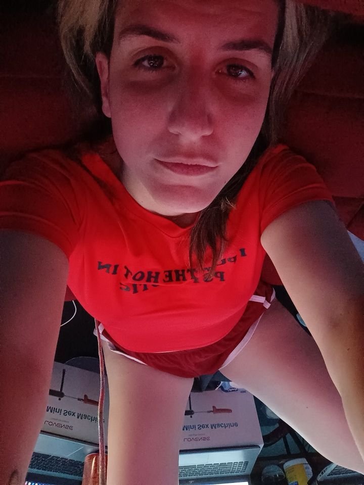 BellaWinters25 photo 6