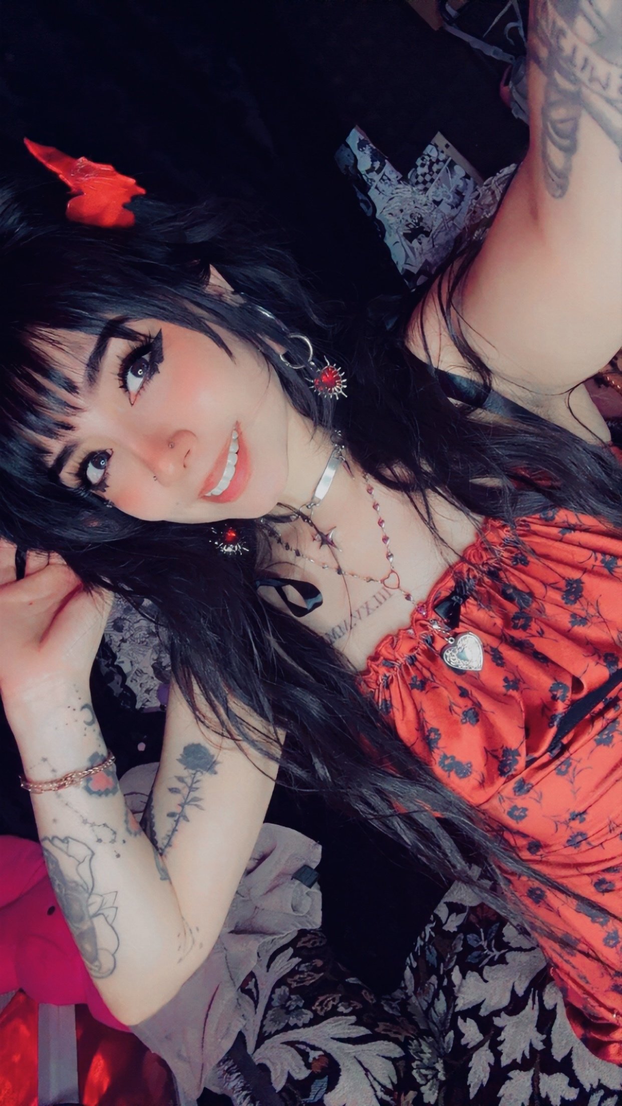 messynessyy photo 10