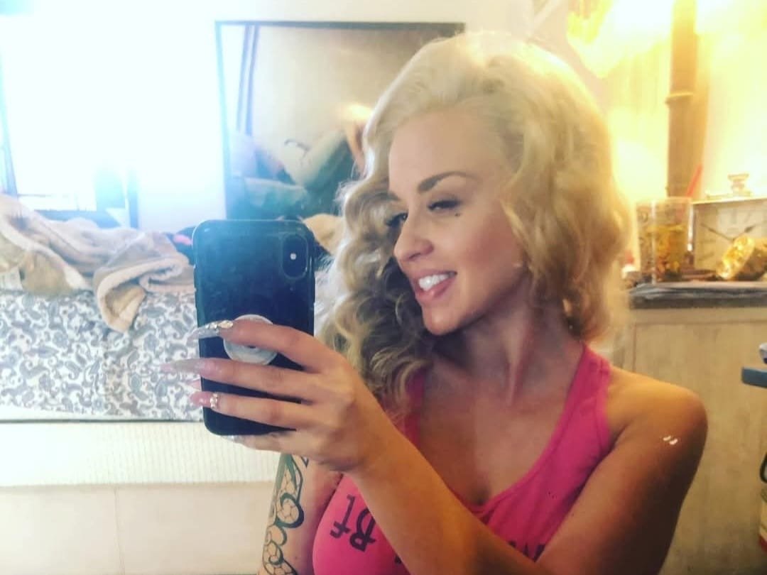 Rarebeautygodess1988 photo 1