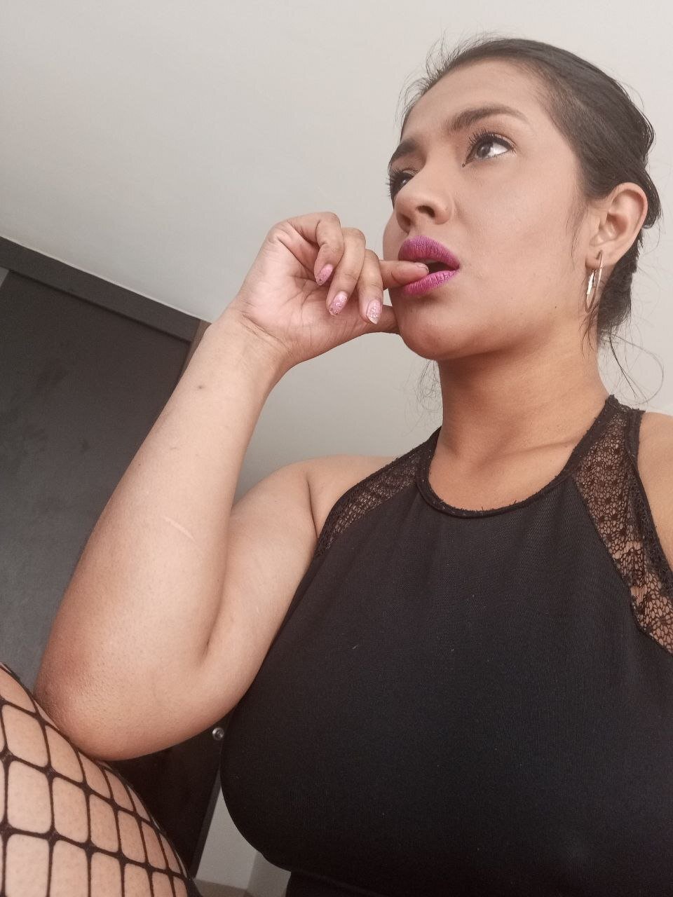 ArianithaaXoX photo 87