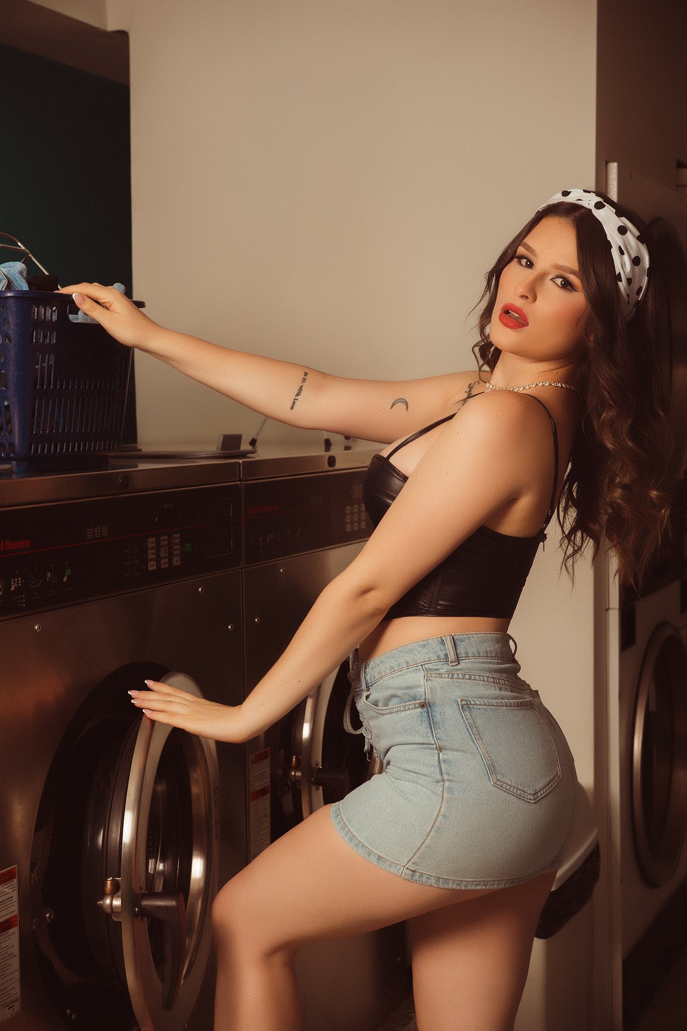 ArianaMartinez photo 38