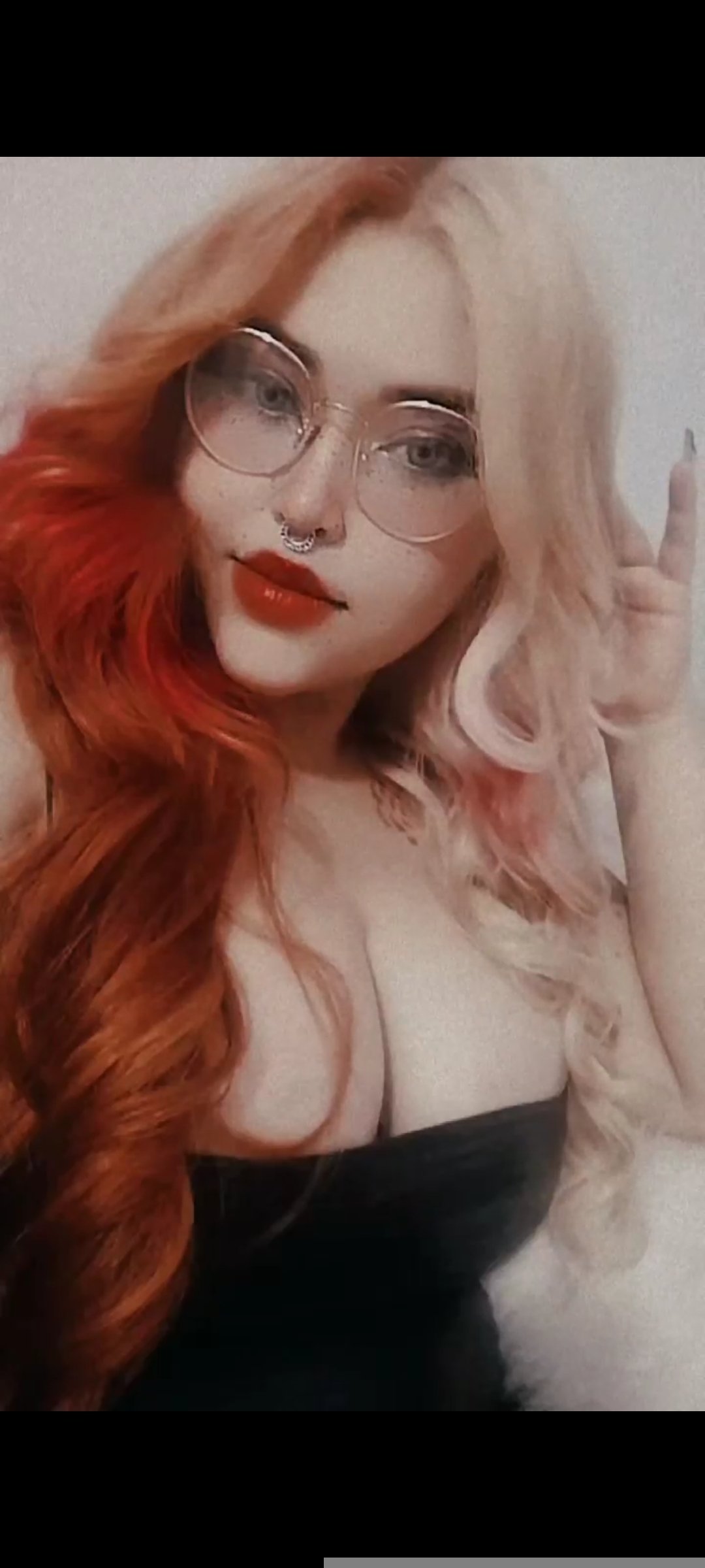 Charlottesinclair22 photo 17