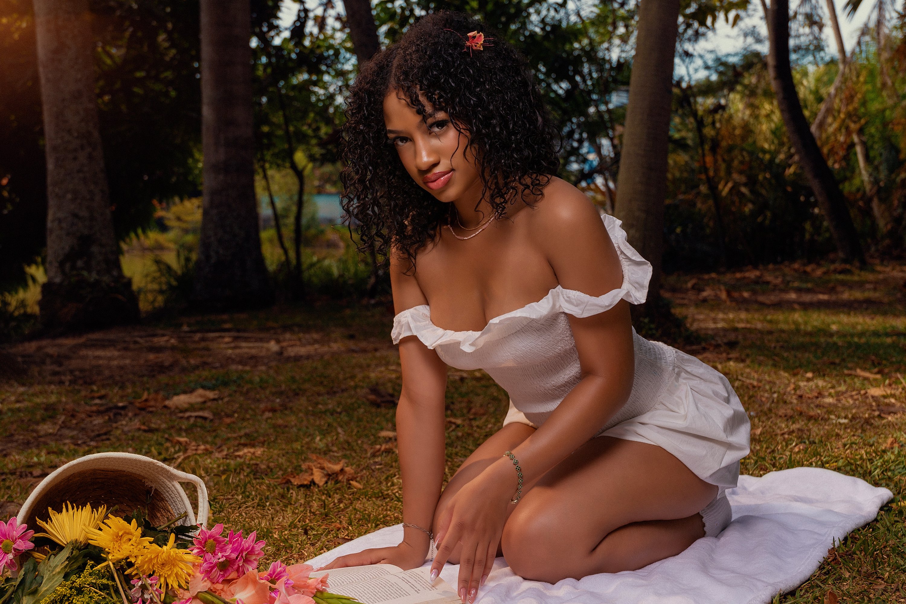 TaniaFord photo 23