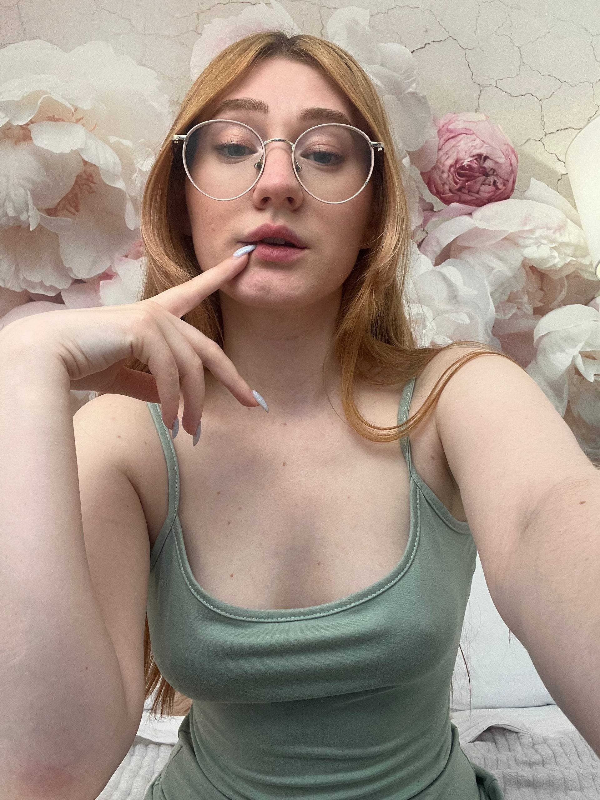 TinaHarp photo 14