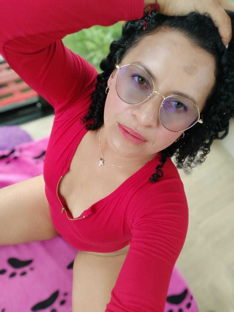 nikol32 photo 6