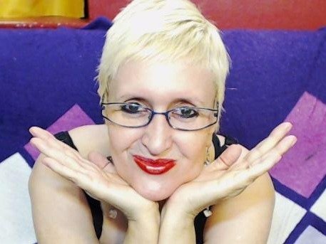 reniahot photo 30