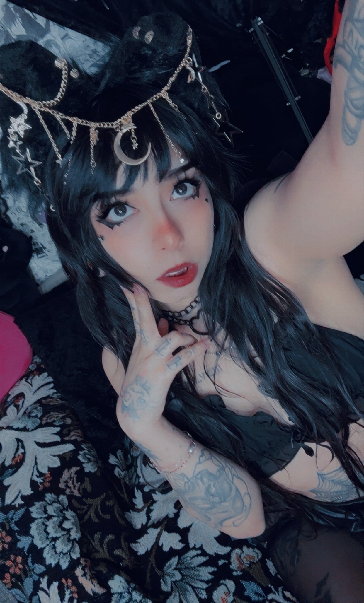 messynessyy photo 14