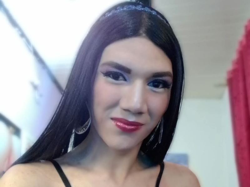IssabellaHot photo 4
