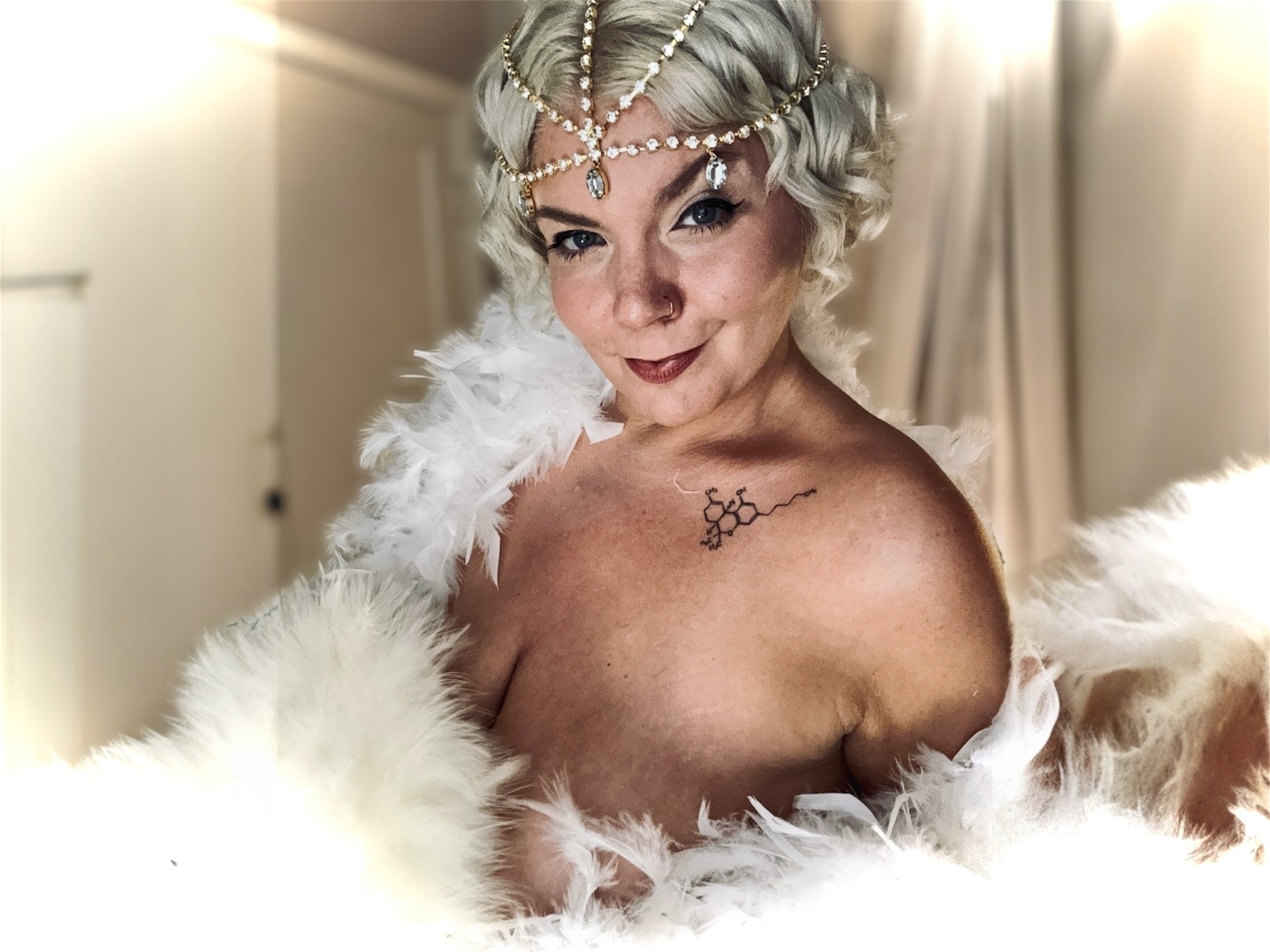 GoddessPoppy photo 31