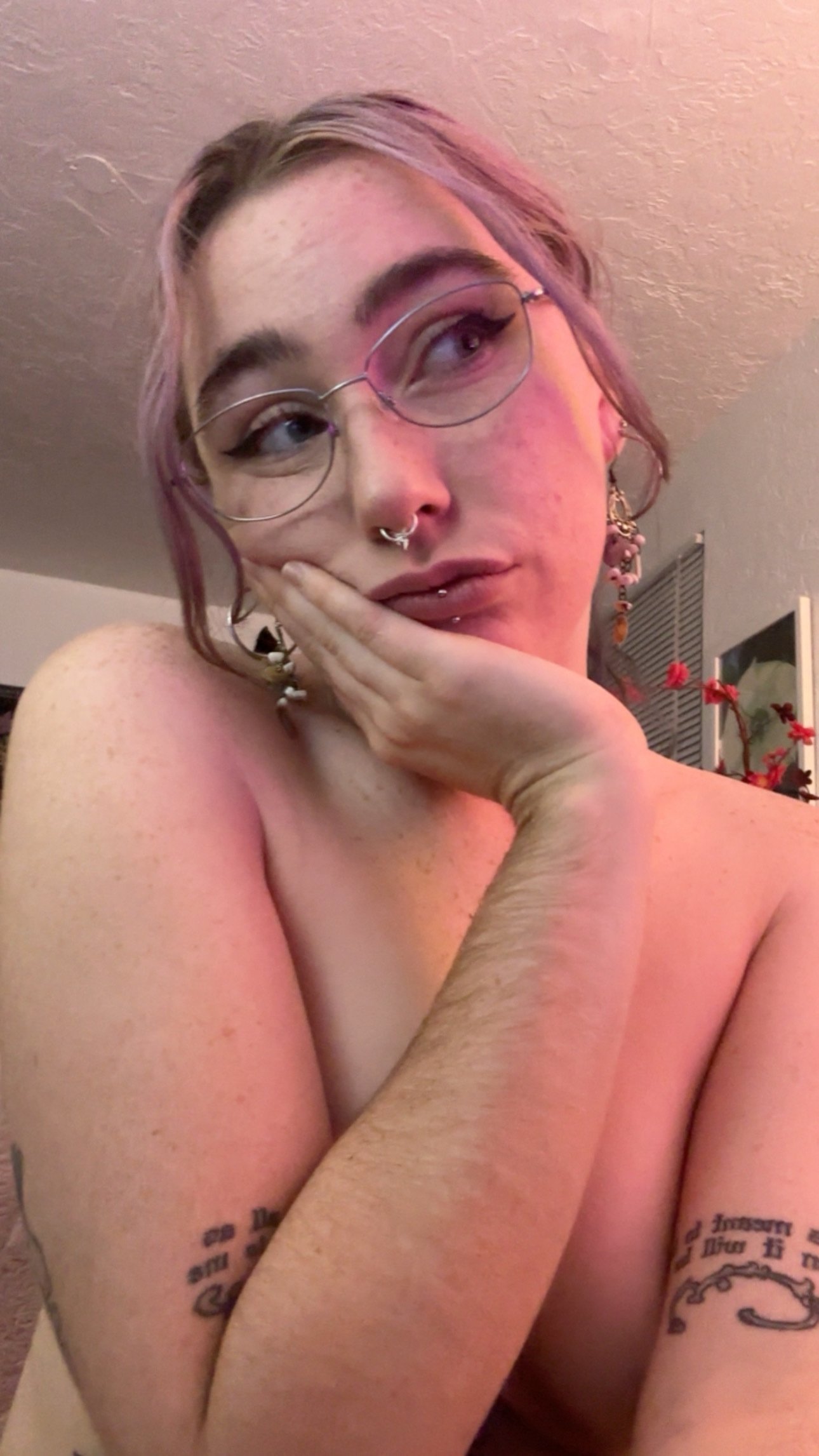 DelilahAfterDark photo 12