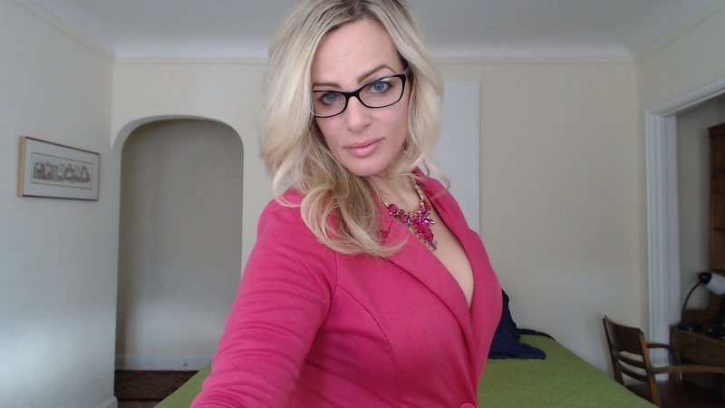 DDblonde photo 4