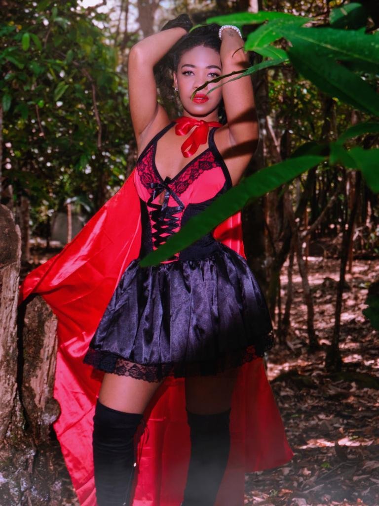 MayaBranson photo 155