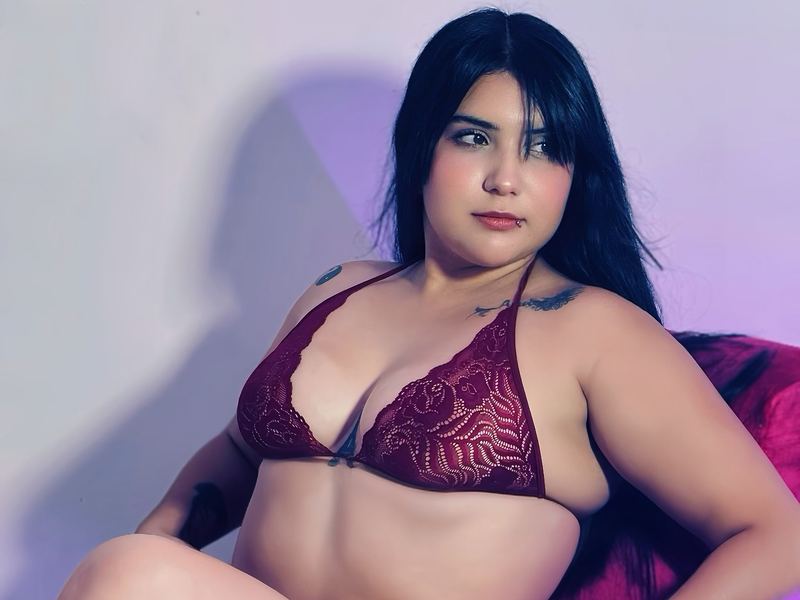 NinaVelvet photo 2