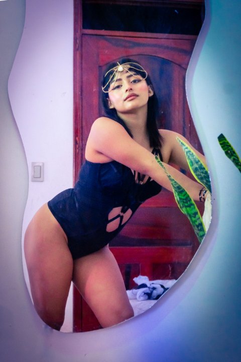 KimVelezz photo 7