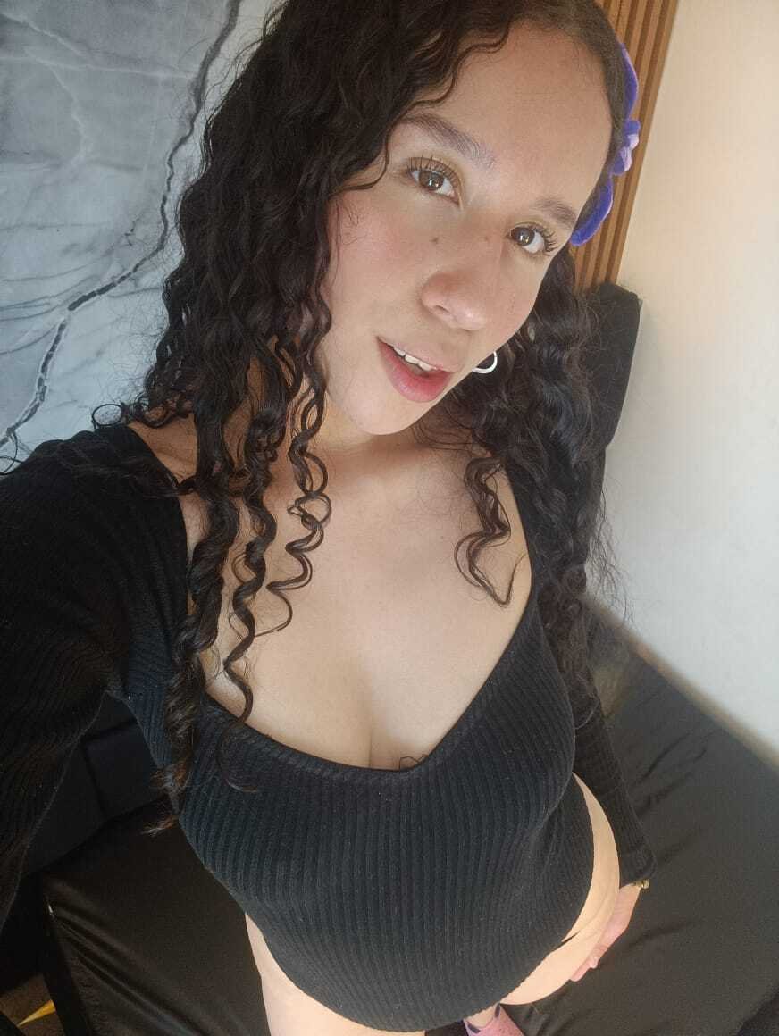 ZafiraCass photo 20