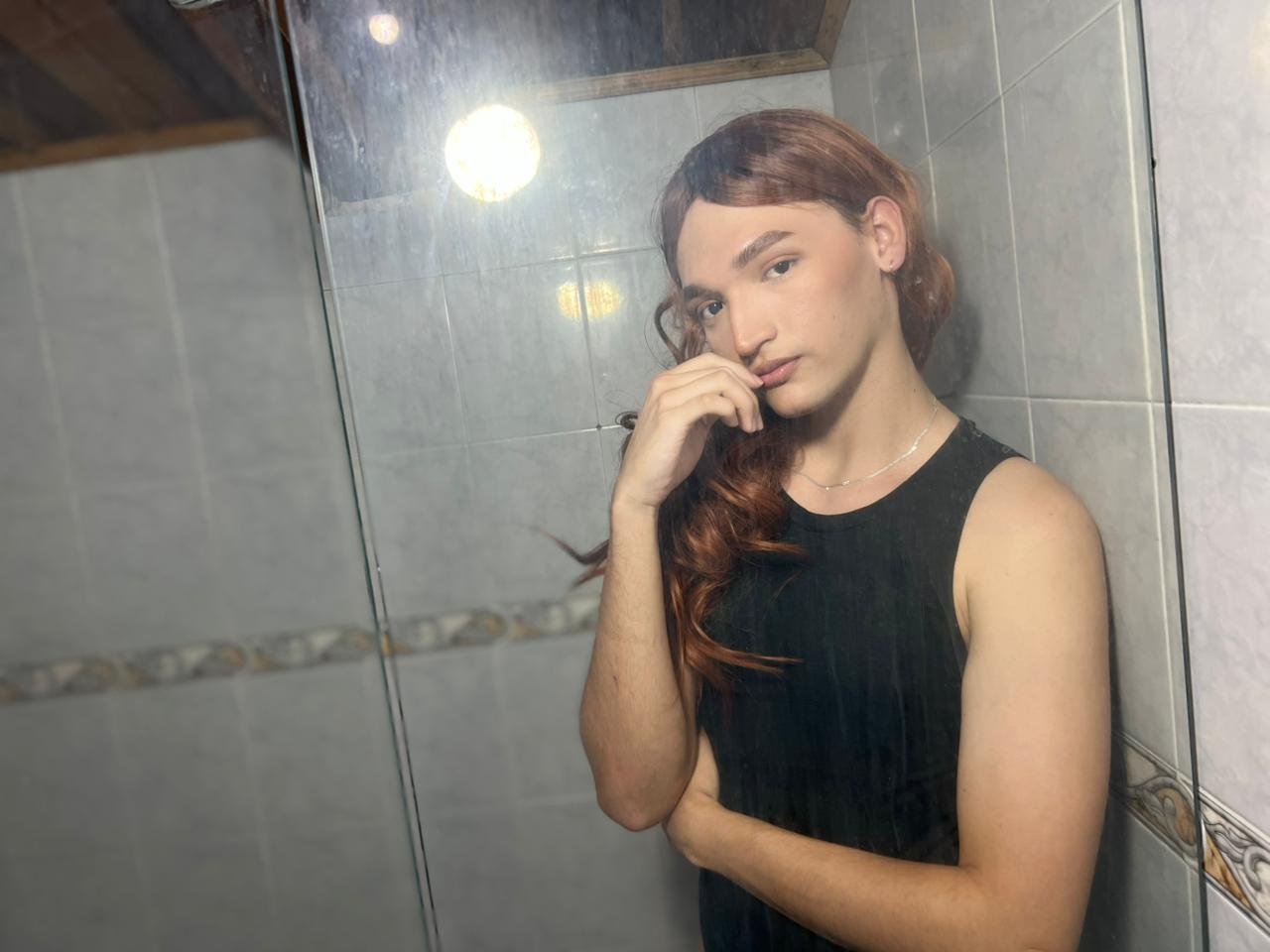 EmmaHiltton photo 23