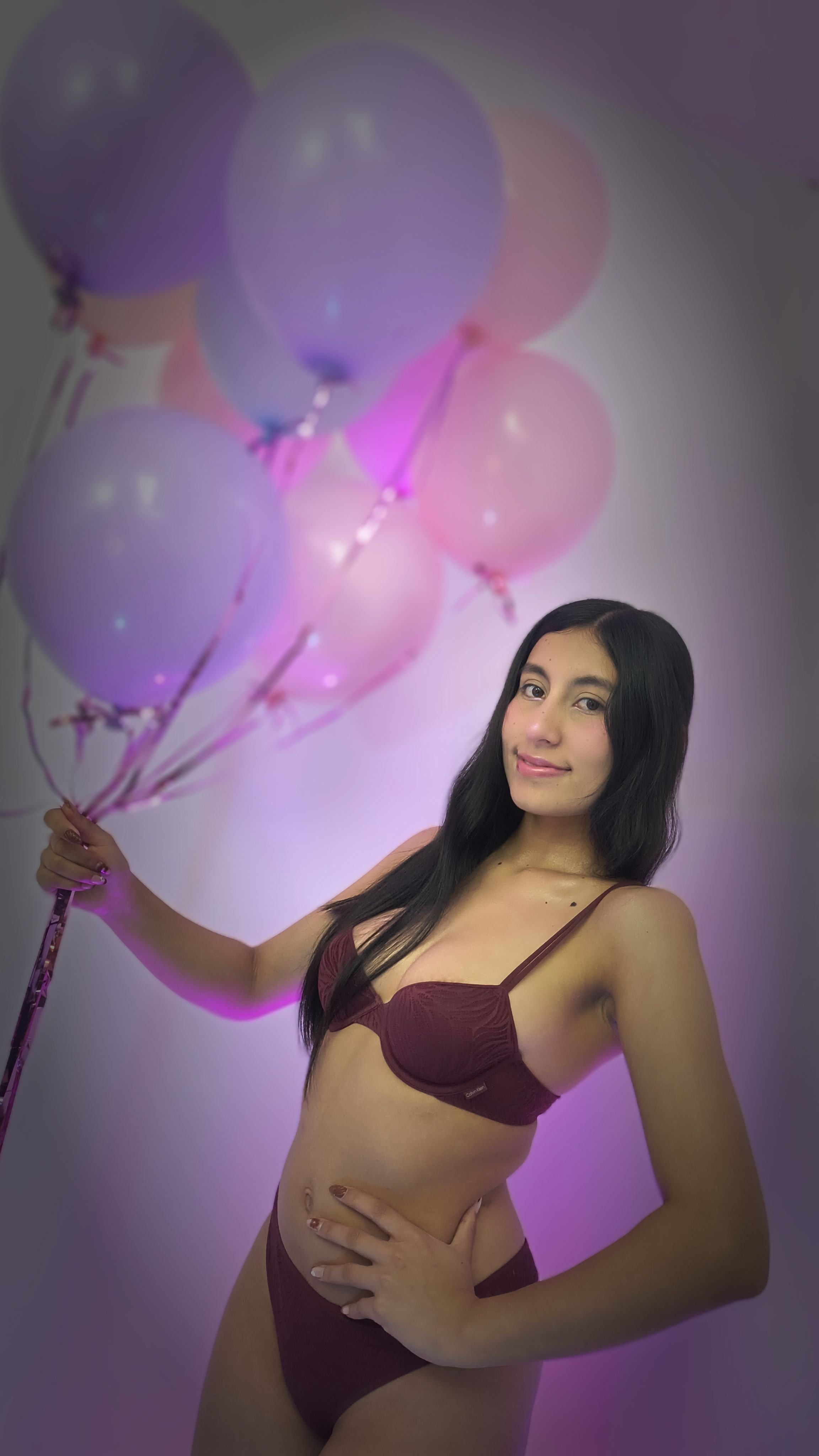 EllieBella photo 20